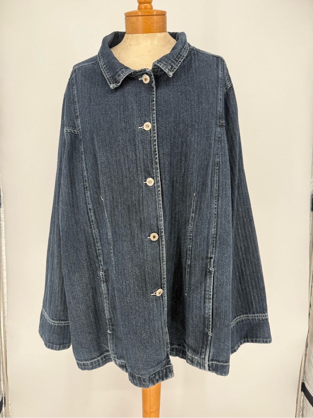 VTG Women’s Dark Wash Denim Button-Up Jacket sz 3X